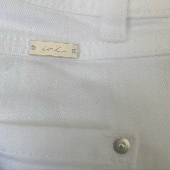 I.n.c. INTERNATIONAL CONCEPTS
NWT 14P Women's High Rise Denim
Bermuda Shorts - Picture 8 of 16